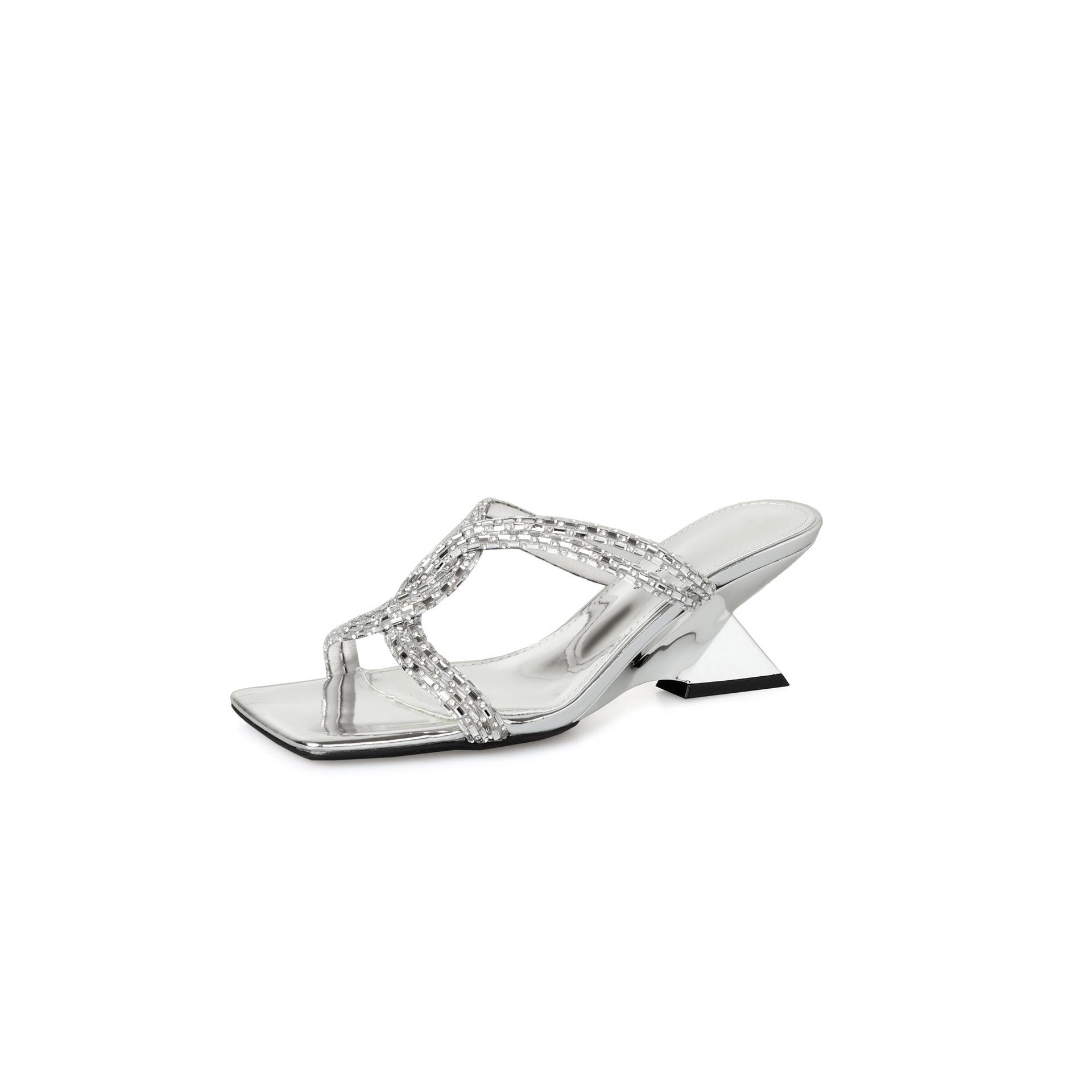 

2025 summer new product crystal high-heeled cool slippers women wear new spring and summer fairy wind thick-heeled rhinestone shoes women 39 серебряный