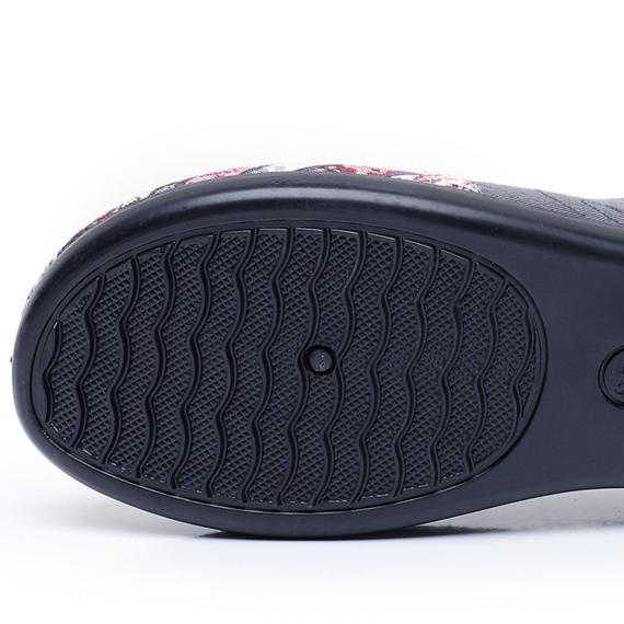 Spring and Summer Breathable and Comfortable Shoes Women's Shoes Casual Soft Soles Walking Shoes