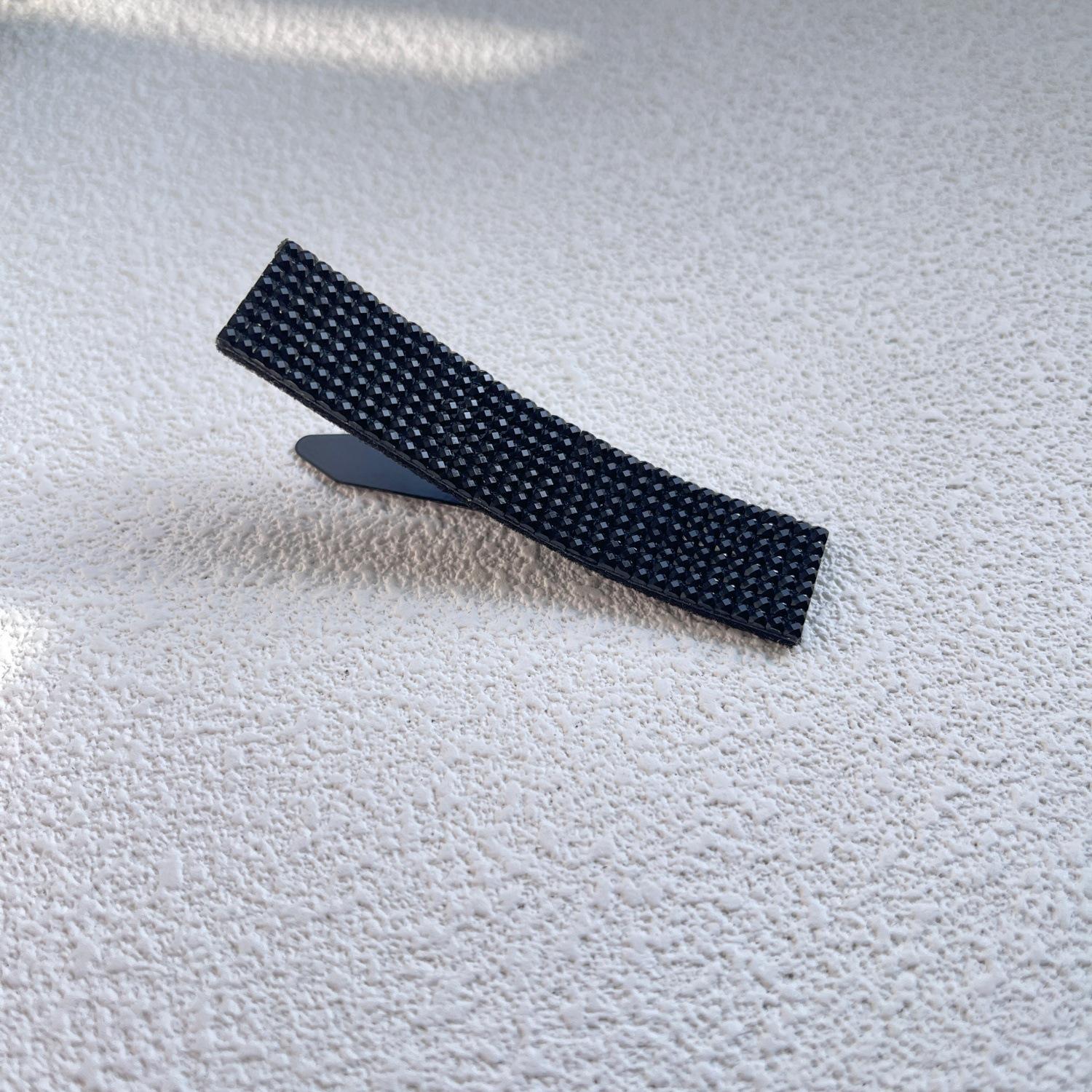 

Versatile Black Rhinestone Hair Clip for Adults - Simple Resin BB Clip for Bangs and Broken Hair