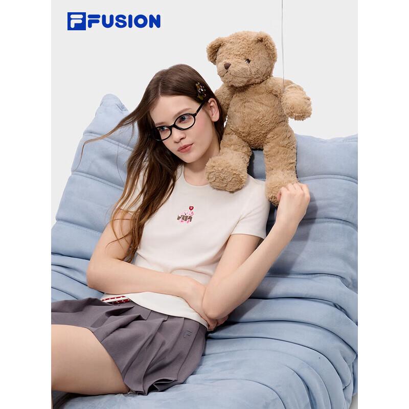 FILA FUSION Women's Slim-fit Knitted Short Sleeve T-Shirt