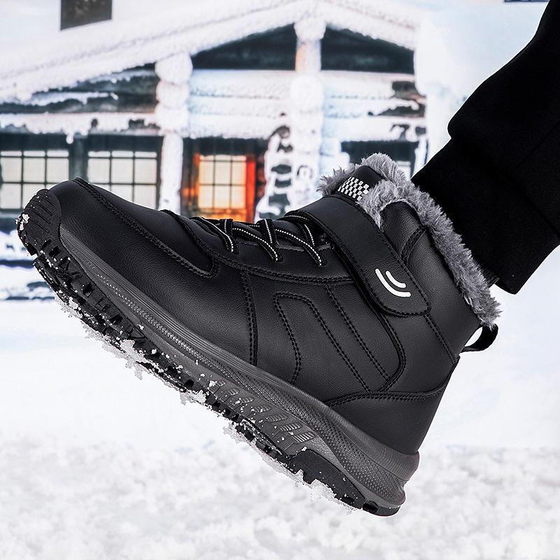 Дешевые зимние новые кожаные водонепроницаемые спортивные туристические ботинки легкие мягкая подошва средние мамины ботинки 45 чёрный 5780₽