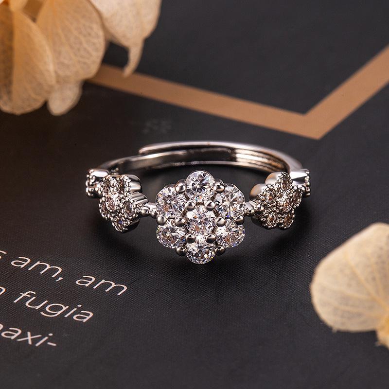 Xiaohongshu Style Exquisite Retro Diamond Flower Ring for Women’s Index Finger