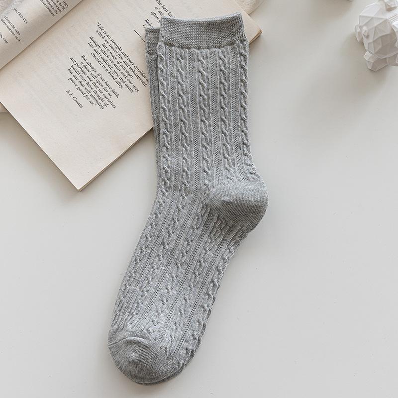 Women's Knitted Knitted Knitted Cotton Mid-calf Socks, Trendy, Versatile, Retro, Versatile and Warm Pile Socks