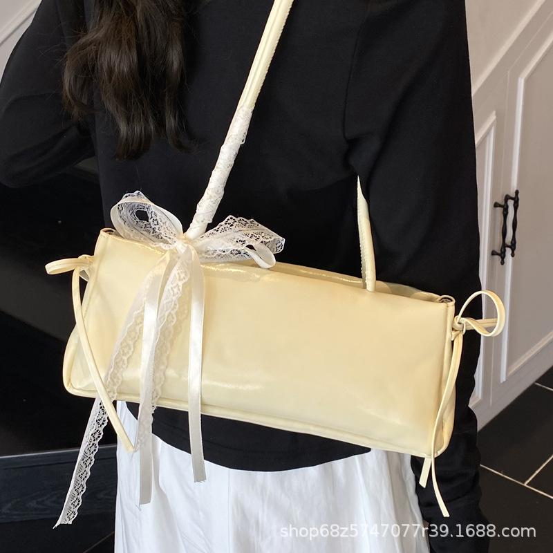 Bag niche design underarm bag women's 2025 spring new shoulder commuter bag fashionable versatile women's handbag