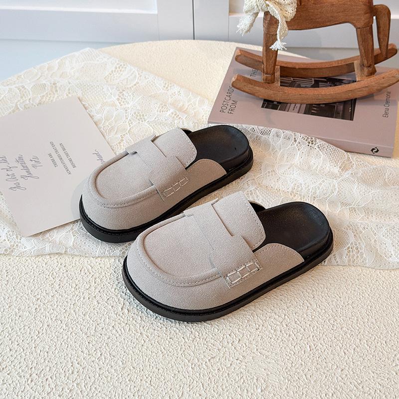 2025 Kids' Non-Slip Soft Sole Closed-Toe Sandals – Comfortable Outdoor Slippers for Girls