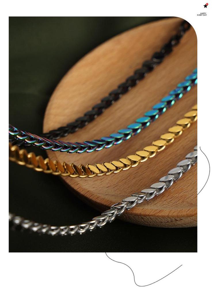 Europäische & Amerikanische Hip Hop Punk Oval Spliced Halskette Set aus Vergoldetem Titanstahl