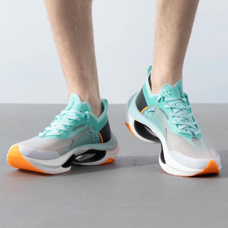 Xtep Men's Performance Running Shoes