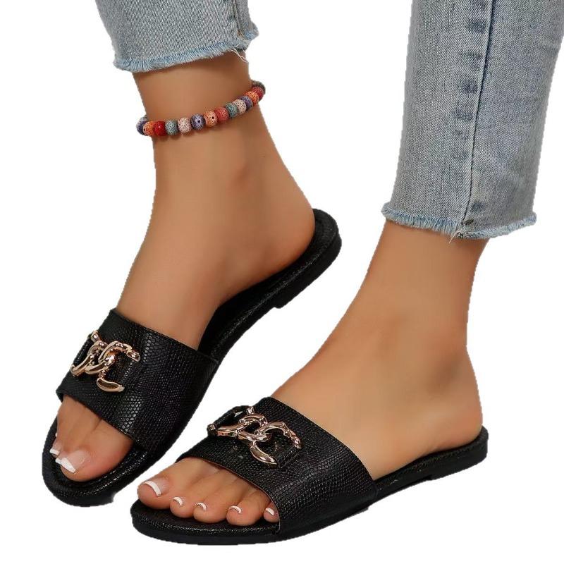 Large size 3 summer new lazy outer wear flat-bottomed slippers women's fashion metal buckle flip-flops versatile