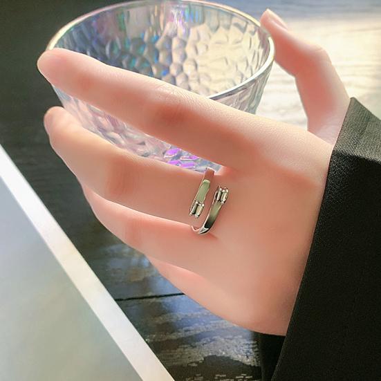 

Yousheng 2 шт. натяжные кольца для вязания крючком, регулируемые, легко носить, нержавеющие, прочные, из сплава, с гладкой поверхностью, обруч из пряжи для вязания крючком