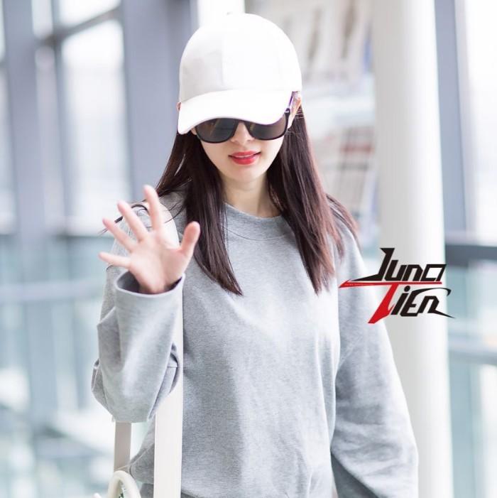 

Star hat pure black and white baseball cap spring and summer blank cap tide autumn and winter fashion hat Adjustable