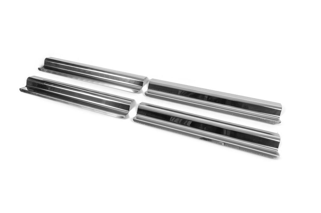 

Накладки на внутренние пороги Carmos (4 шт, нерж) для Volkswagen Touran 2010-2015 гг