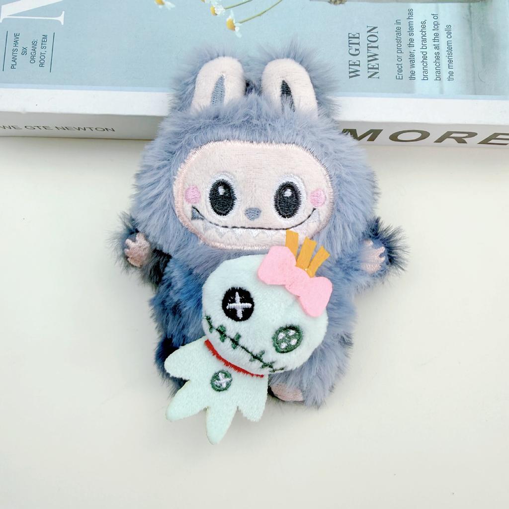 Quietschendes Farbiges Plüschanhänger Anhängerpuppe Maschinenpuppe