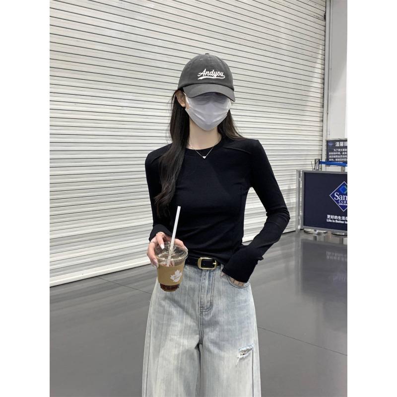 A White Bottomed Shirt, A Female Fishbone Front Shoulder Long-sleeved Shirt, A Slim-fitting and Thin Inner Top in Spring, Autumn and Winter.