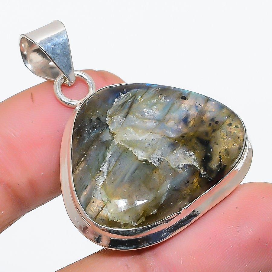 Labradorite Gemstone 925 Solid Sterling Silver Jewelry Pendant 1.58" SU-10229
