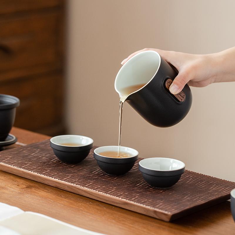 Portable Travel Tea Set Outdoor Teapot Teacup Simple Camping Quick Tea Cup One Pot Four Cups