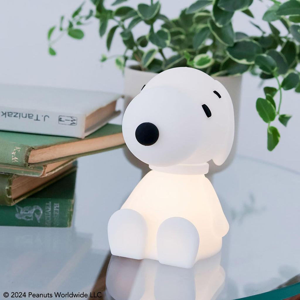 Maria Bundle of Light eine niedliche LED-Tischleuchte mit Snoopy als Stilllicht und Wickelleuchte Ein tolles Geburtstags-Herr. Snoopy, leicht. Geschenk.