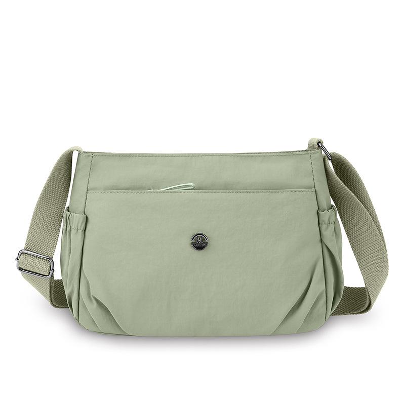 Simple New Solid Color Shoulder Bag Women's Light and Casual Joker Outdoor Small Bag Fashion Commuter Pleated Crossbody Bag