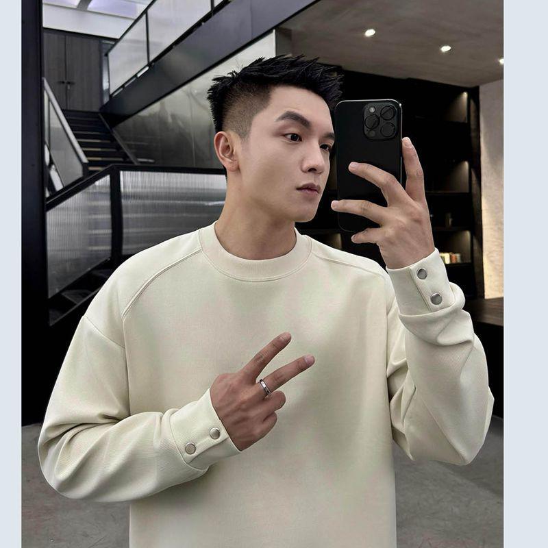 Men’s Versatile Long-Sleeve Tee - Trendy Loose-Fit Base Layer for Cool Streetwear. 2XL