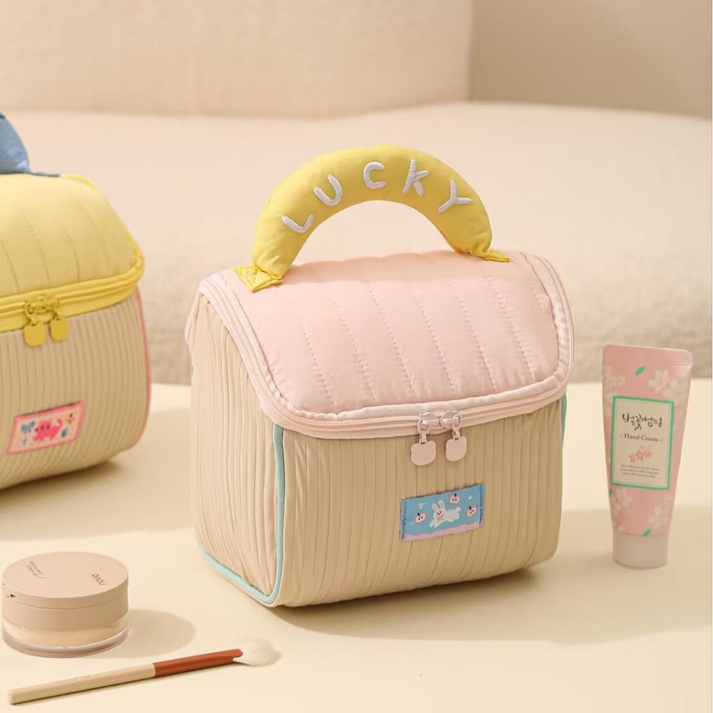Cute Cartoon Pattern Cosmetic Bag Niche Design Portable Travel Makeup Pouch Organizer Bag for Toiletry Storage Daily Outdoor Use