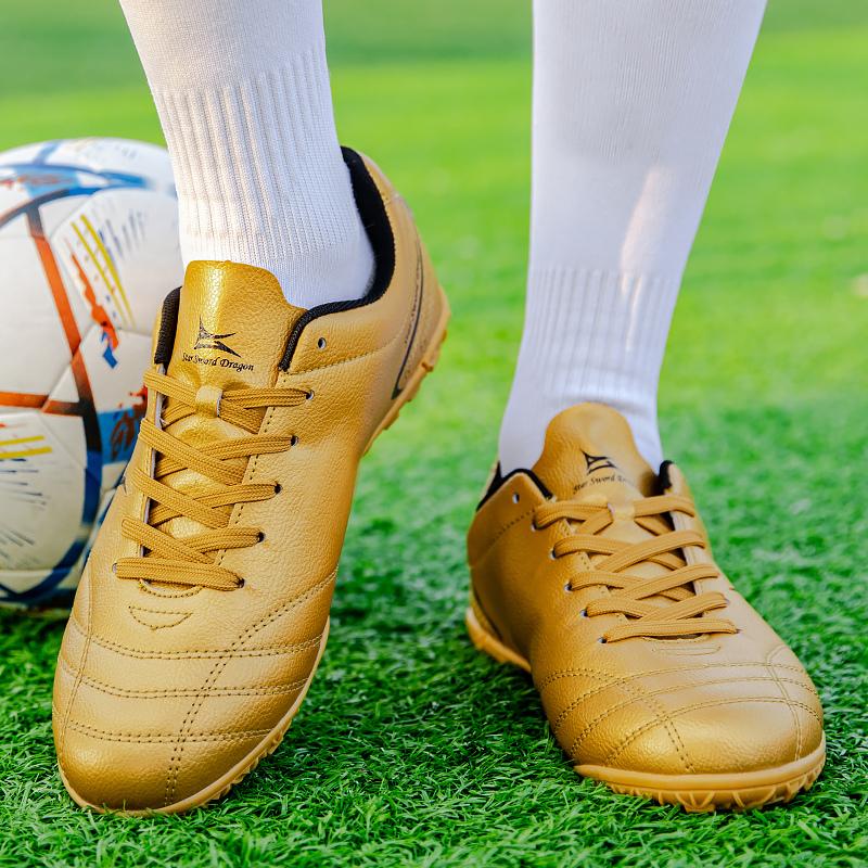 Fashion Green Men's Football Training Shoes Size 35-46 Soccer Turf Shoes Unisex Professional Indoor Futsal Sneakers Men