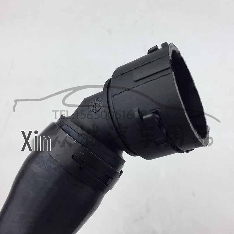 Bora Golf 4 Upper Radiator Hose 1J0122101BL