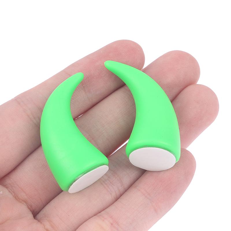 2 szt. Silikonowe Rogi Diabła Uszy Kota Dekoracja na Kask Motocyklowy Dirt Bike Uniwersalna Dekoracja Motocykla Roweru Naklejki na Kask