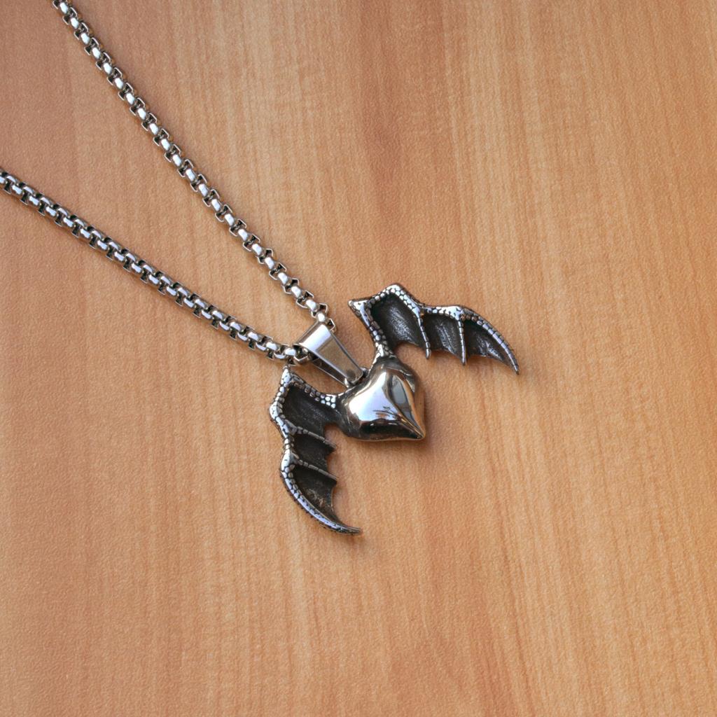 Fashion Retro Necklace Love Wings Pendant Nightclub Trendy Bat Titanium Steel Necklace