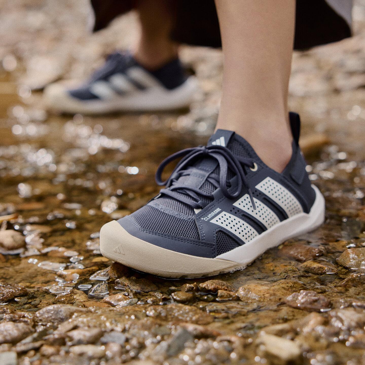 Adidas DAROGA 25 Textile, Synthetic Leather Comfortable And Lightweigh 42