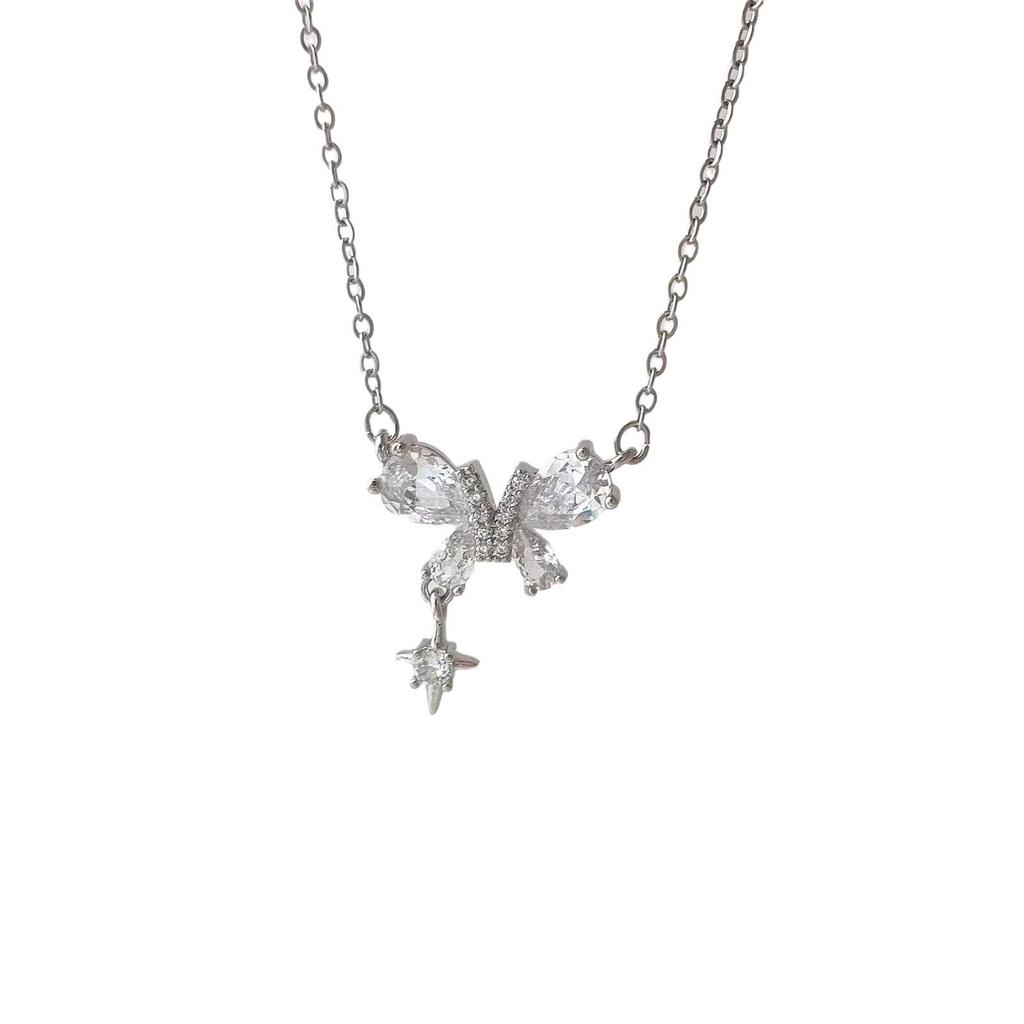 Elegant Forest-Style Butterfly Necklace: Niche Design with Small Cubic Zirconia, Fashionable and Versatile Clavicle Chain for Ladies.