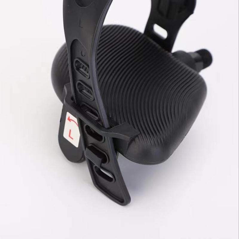 2 Pezzi Pedali Sostitutivi per Cyclette da Interno Sinistro e Destro Set Pedali per Biciclette Fitness da Interno Pedali per Biciclette da Esercizio