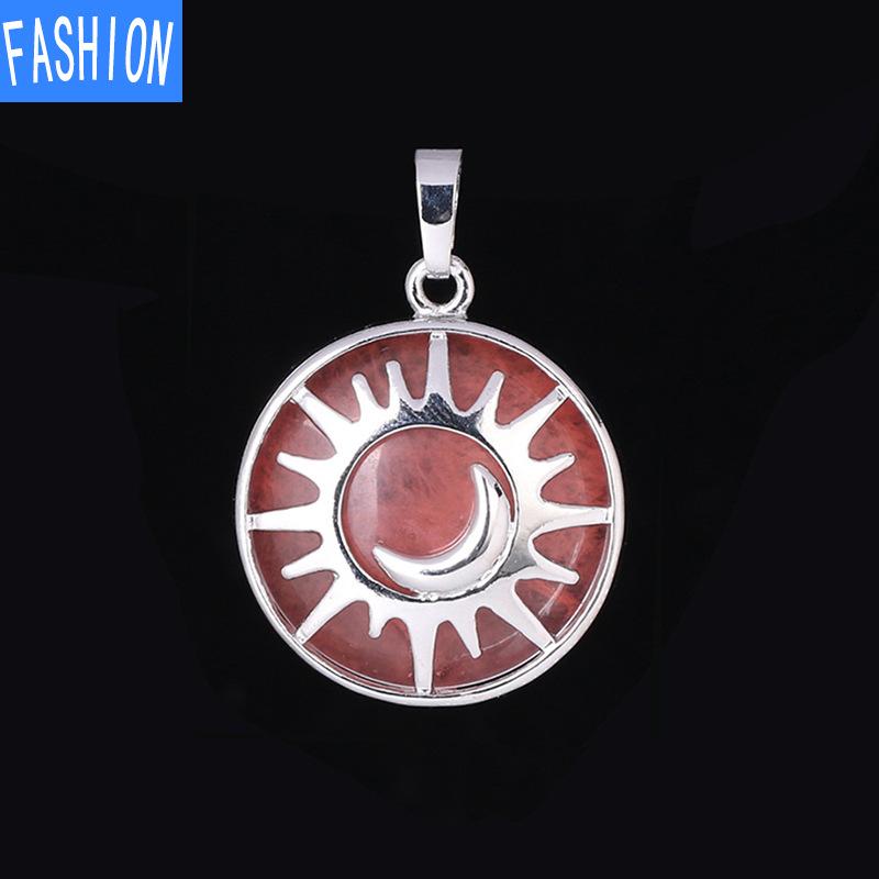 Pandantiv cu cristale naturale în stil național