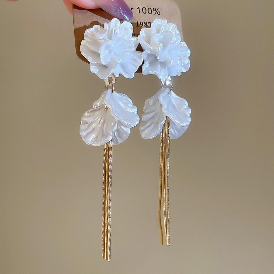 Luxuriöse Rote Blume Quastenohrringe: Stilvolle, Hochwertige Statement-Ohrstecker für Damen