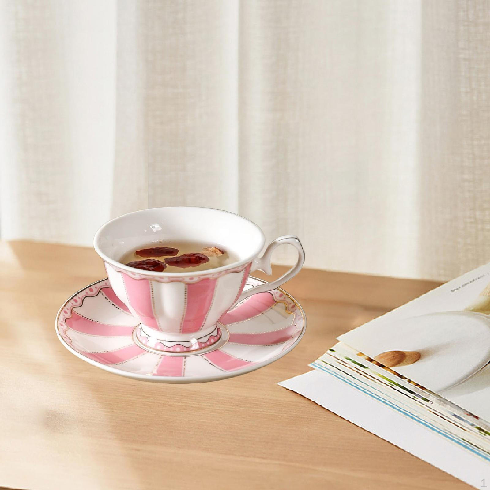 

Ceramic Teacup And Saucer Set 180ml for Coffee Tea Enjoyment рожевий