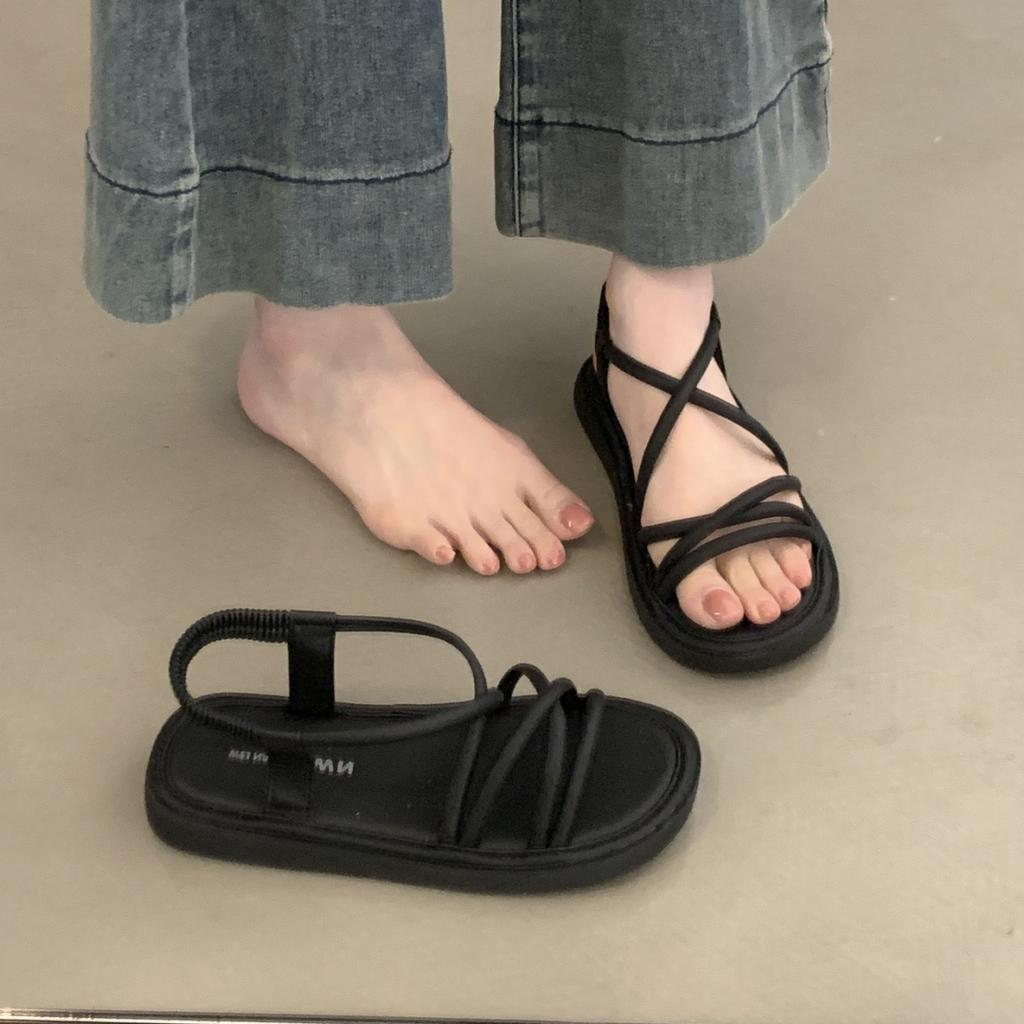 Roman sandals women's 2025 new summer wear with skirt casual Internet celebrity fairy style versatile flat beach
