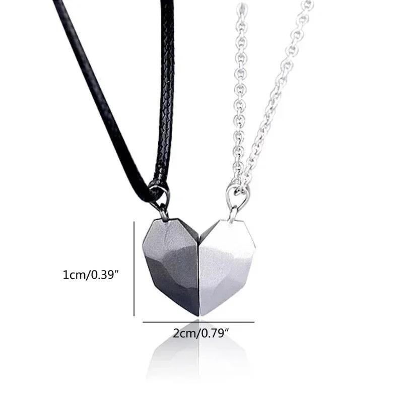 Love Shape Magnet Couple Necklace Peach Heart Magnet Couple Necklace A Pair of Heart-shaped Pendant Collarbone Chains Necklaces