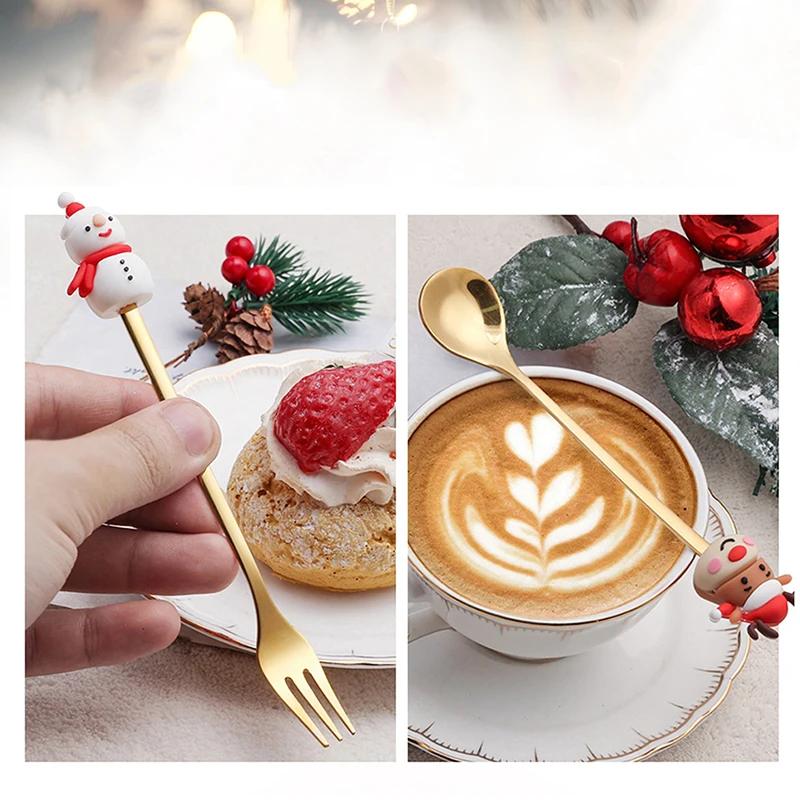 2/4/6PCS Christmas Gift Glod Spoon Fork Set Elk Christmas Cutlery Set Tree Decoration Dessert Scoop Fruit Fork Coffee Spoon