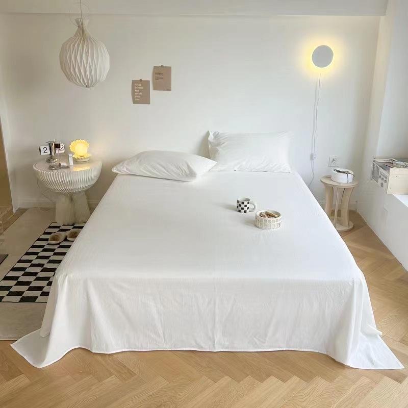 Black Dirt-Resistant Single Bed Sheet for Dormitory & Hotel - Minimalist Style