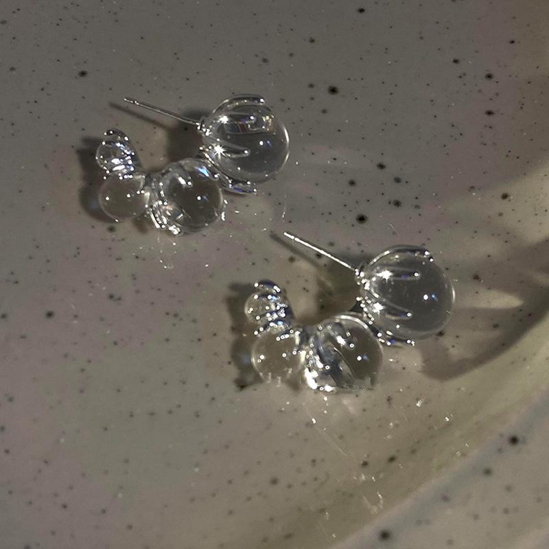 Ice Transparent Beaded Earrings: Unique, High-End Design with a Simple, Cold Style for Women