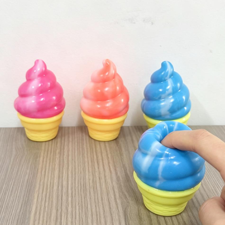 Eiscreme-Quetschspielzeug Stressabbau Fidget Toy für Kinder Erwachsene Weiches Knet-Sensorikspielzeug für Angst Partygeschenk Geburtstagsgeschenk
