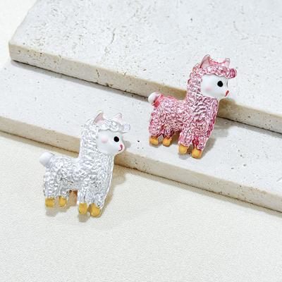 Sweet and Cute Alpaca Anti-light Brooch, High-end Versatile Accessory Pin, High-end Exquisite Corsage
