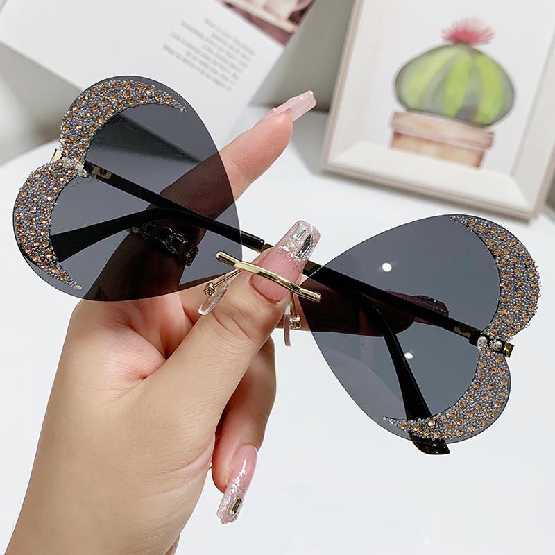 No Ip Womens Heart Shape Handmade Sunglasses With Uv400 Protection For Parties And Stage Shows