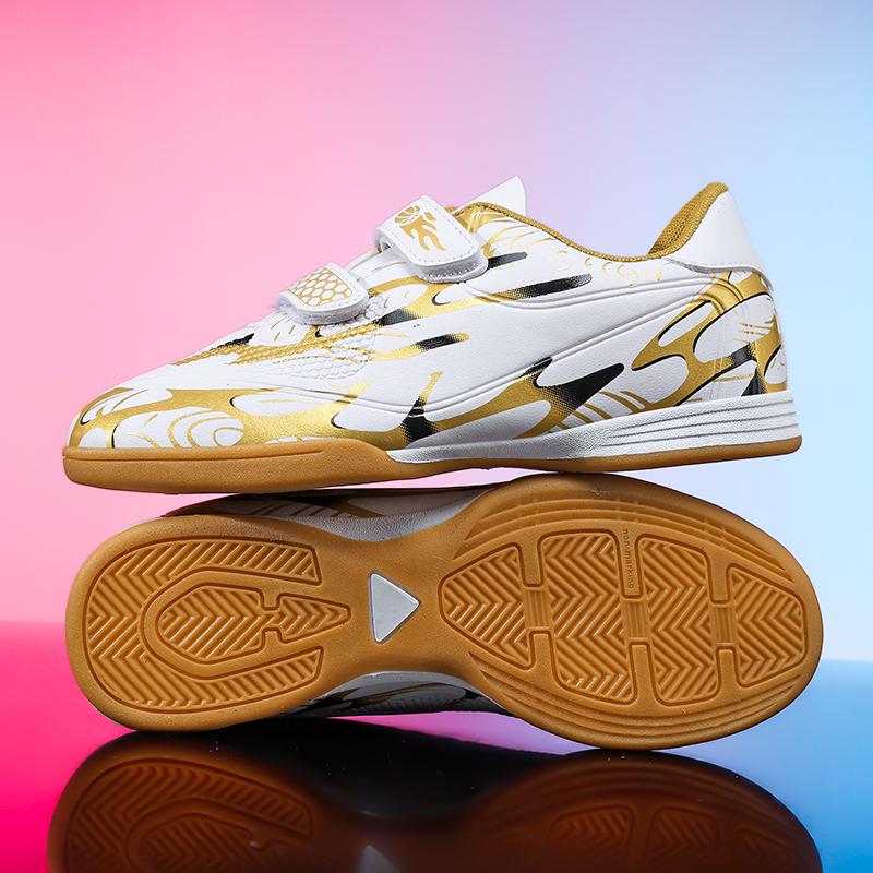 Fresh Men Kids Match Grass Young Boys Professional Football Boots Ultralight Soccer Shoes for Futsal Non-Slip Training Shoes Drop Shipping
