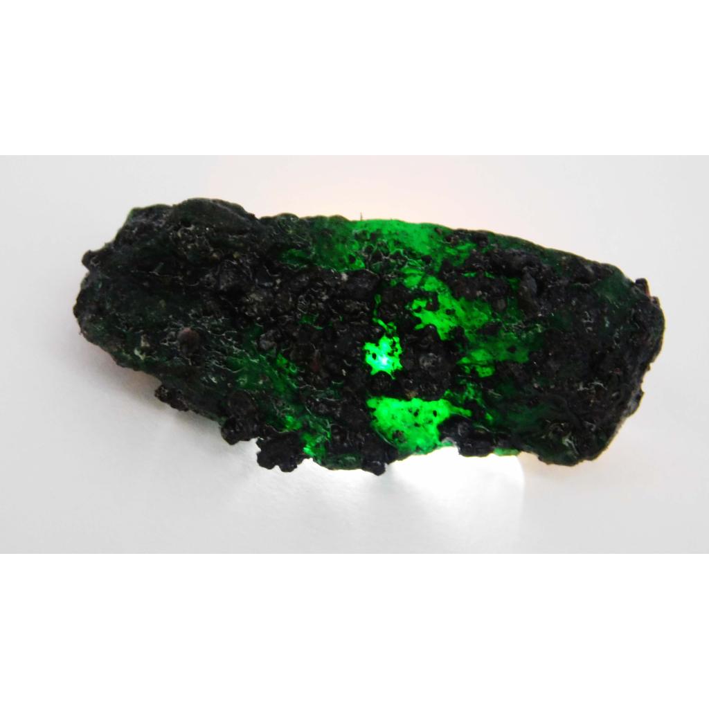 CERTIFIED Emerald Huge Rough 81 Ct Natural Earth Mined Green Loose Gemstone A-5518