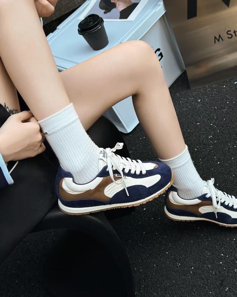 Damen 2025 Sommer Retro German Trainer: Echtes Leder, Atmungsaktiv, Leicht, Kleine Größe, Innenerhöhung, Lässige Sportschuhe.