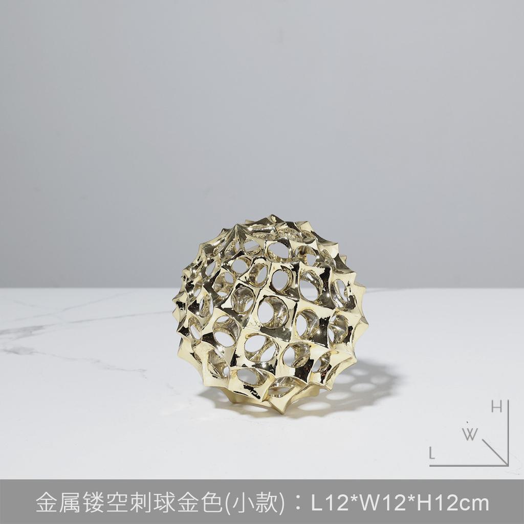 European Style Metal Ball Handicrafts Gold Hollow Ball Ornaments Electroplating Silver Sculpture Living Room Study Decor Gifts