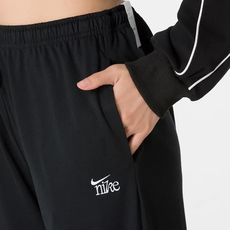 Nike Women's Lifestyle Knit Pants