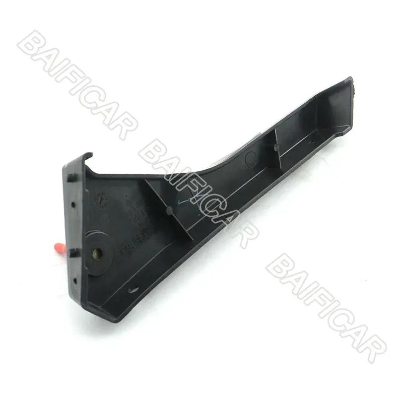Baificar Brand New  Rear Bumper Retainer Bracket Left Side OEM 5159079AA For 2005-2010 Jeep Grand Cherokee