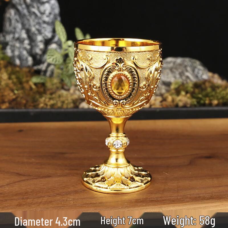 Retro Golden Glass Baijiu Shot Glasses (3-Pack)
