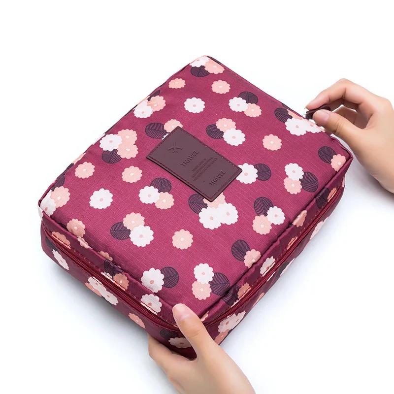 High Capacity Outdoor Girl Makeup Bag Women Cosmetic Bag Toiletries Organizer Waterproof Female Storage Make Up Case Make Up Bag