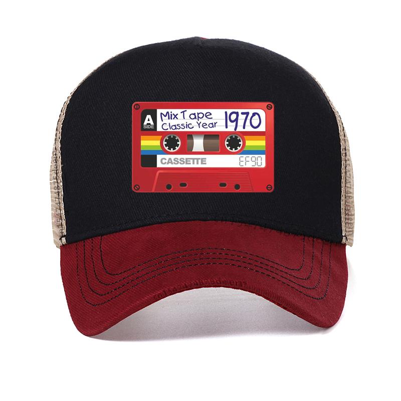 

Vintage GOTG Vol 3 Baseball cap Awesome Mix Tape men hat Retro E90 Cassette Tape Mix Tape 1970 Classic Fans Gift Unisex hat Adjustable красный